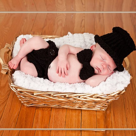 📸👶 Costum Special pentru Ședințe Foto și Prima Lună