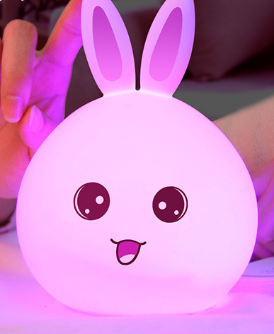 🐰 Lampă de Veghe Iepuraș LED din Silicon